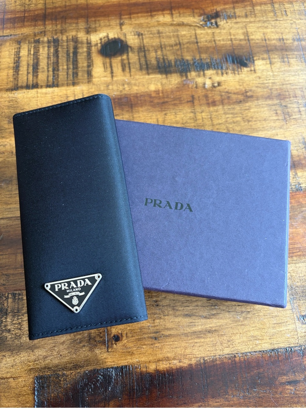 Authentic Prada Portachiavi 6 Ganci (6-Hook Key Holder)